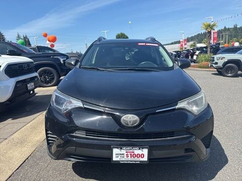 Used 2018 Toyota RAV4 LE w/ Carpet Mat Package FWD image 2