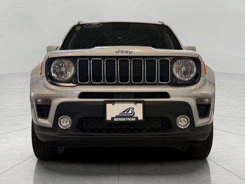 Used 2019 Jeep Renegade Latitude w/ Cold Weather Group image 24