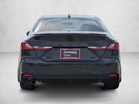Used 2026 Toyota Camry SE w/ Convenience Package FWD image 8