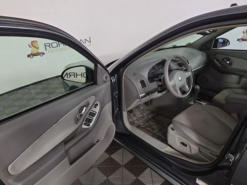 Used 2004 Chevrolet Malibu LT w/ Preferred Equipment Group FWD image 19