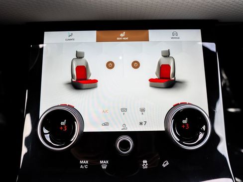 Used 2023 Land Rover Range Rover Evoque R-Dynamic S image 33