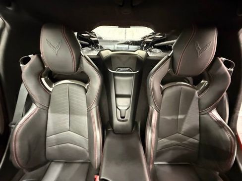 Used 2022 Chevrolet Corvette Stingray Premium Cpe w/ Z51 Performance Package image 19