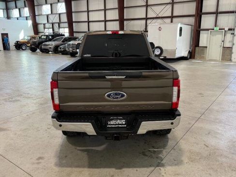 Used 2017 Ford F350 Lariat image 10