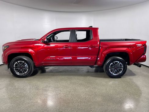 New 2025 Toyota Tacoma TRD Sport image 6