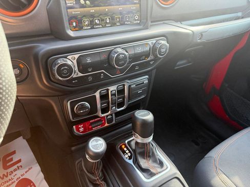 Used 2022 Jeep Gladiator Mojave w/ Trailer Tow Package AWD/4WD image 4