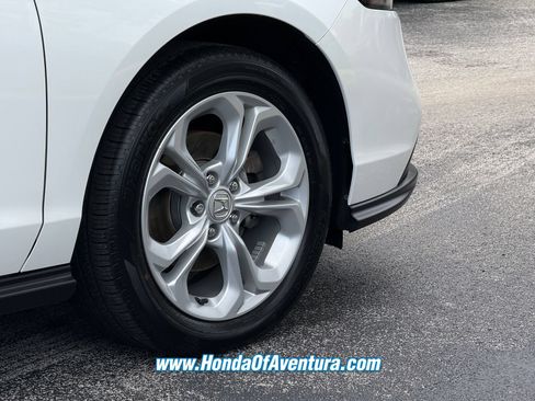 Certified 2024 Honda Accord LX image 7
