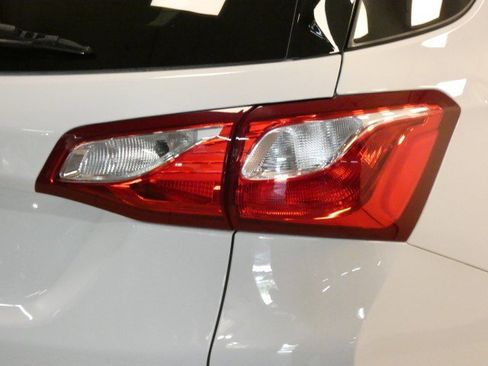 Used 2021 Chevrolet Equinox LT w/ LPO, Cargo Package image 32