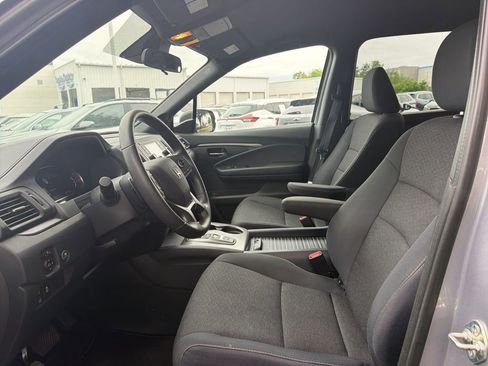 Used 2019 Honda Passport Sport image 12