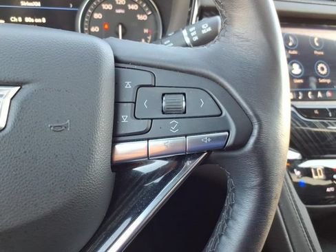 Used 2024 Cadillac XT6 Premium Luxury w/ Technology Package AWD/4WD image 35