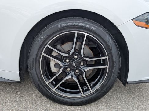 Used 2020 Ford Mustang Premium image 11