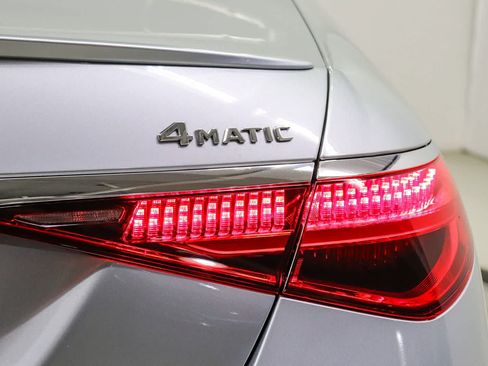 Used 2023 Mercedes-Benz S 580 4MATIC Sedan image 12