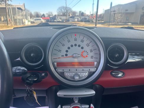 Used 2010 MINI Cooper Hardtop image 12