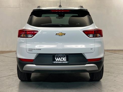 Used 2025 Chevrolet TrailBlazer LT AWD/4WD image 4
