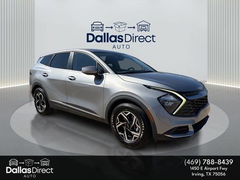 Used 2023 Kia Sportage LX image 2