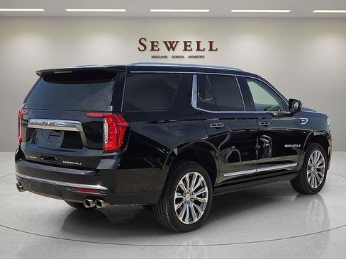 Used 2021 GMC Yukon Denali w/ Denali Ultimate Package AWD/4WD image 5