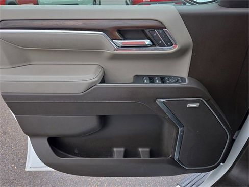 Used 2024 GMC Sierra 1500 SLT w/ SLT Premium Plus Package image 18