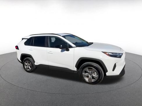 Used 2025 Toyota RAV4 LE image 2