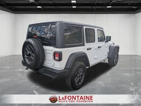 Used 2025 Jeep Wrangler Unlimited Sport AWD/4WD image 5