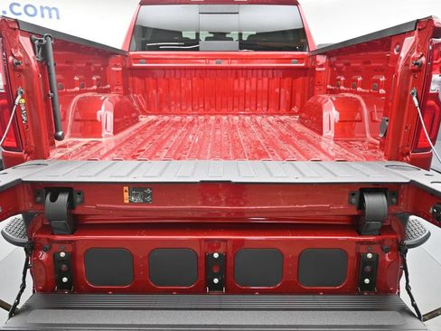Used 2025 Chevrolet Silverado 1500 LT Trail Boss w/ Convenience Package II AWD/4WD image 11