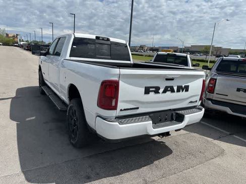 New 2026 RAM 2500 Laramie w/ Night Edition AWD/4WD image 10