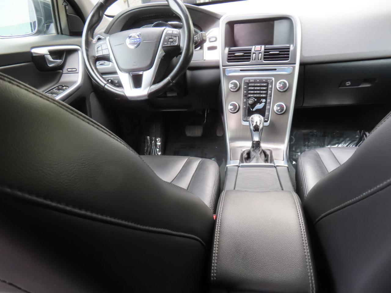 Used 2015 Volvo XC60 T5 Premier FWD image 16