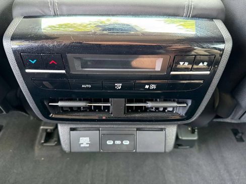 Certified 2025 Acura MDX w/ Technology Package AWD/4WD image 13