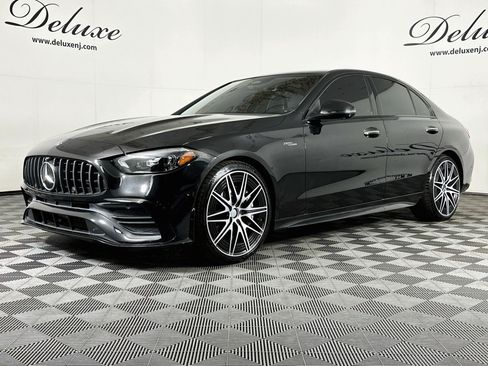 Used 2023 Mercedes-Benz C 43 AMG 4MATIC Sedan image 3