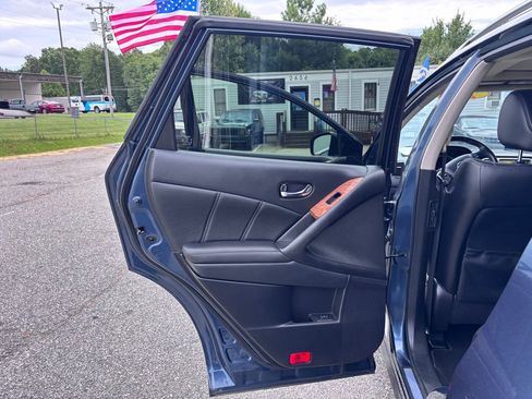 Used 2014 Nissan Murano LE w/ Platinum Edition Package AWD/4WD image 16