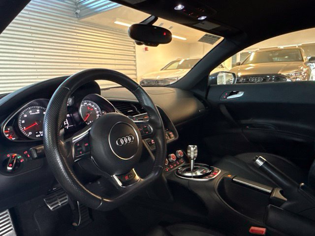 Used 2014 Audi R8 V8 AWD/4WD image 11