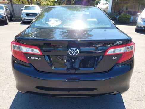 Used 2012 Toyota Camry LE FWD image 5