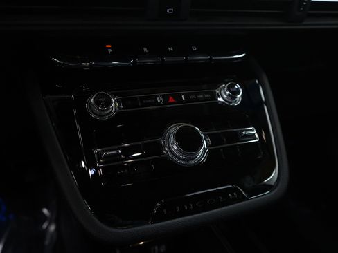 Used 2022 Lincoln Corsair Reserve w/ Elements Package image 21