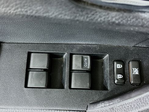 Used 2015 Toyota Corolla S image 14