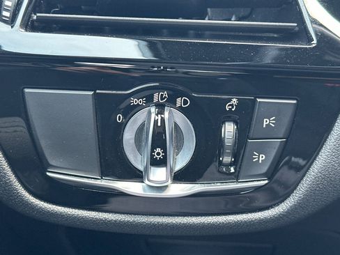 Certified 2023 BMW 530e w/ Convenience Package image 36