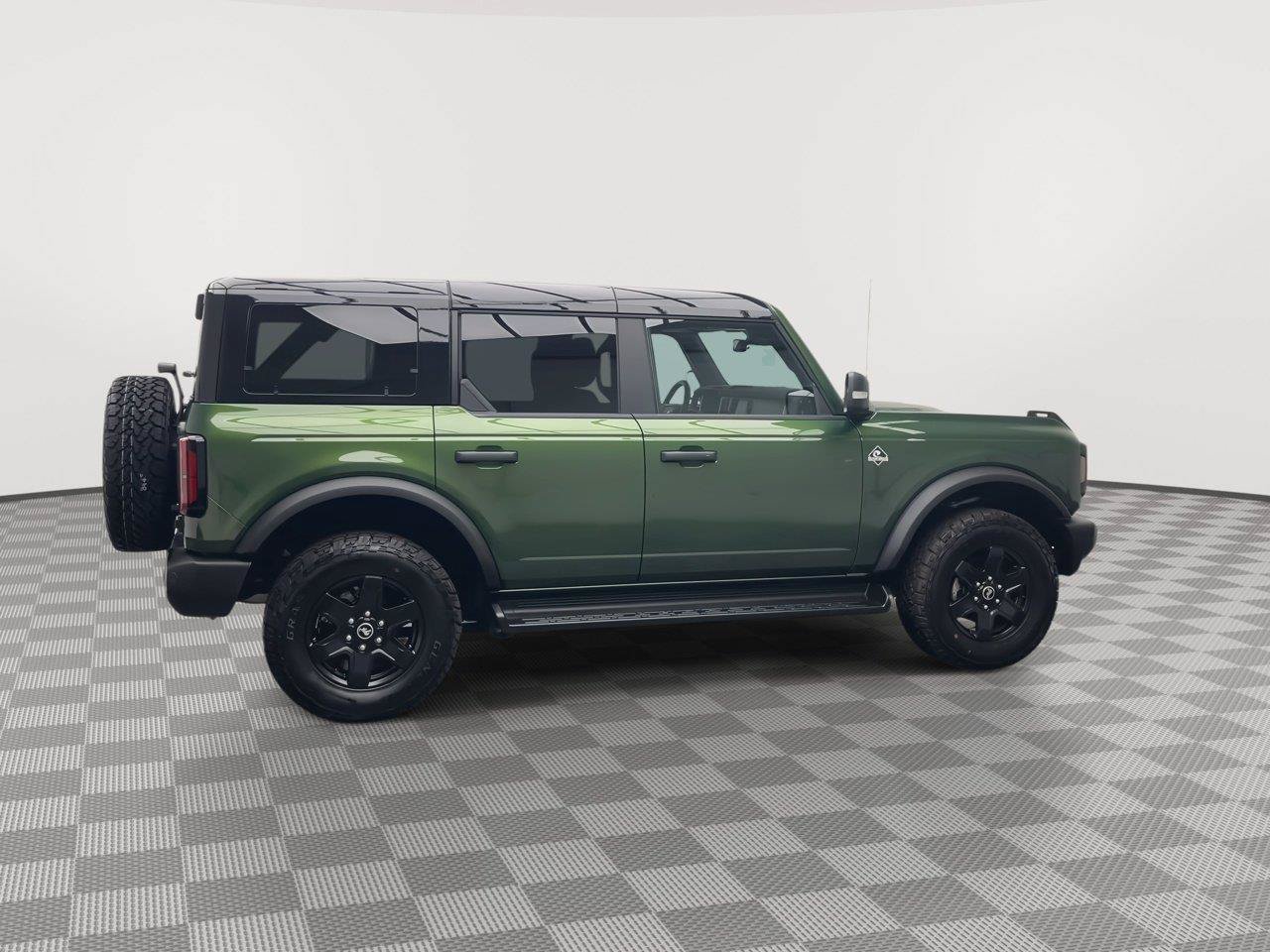 Certified 2025 Ford Bronco Outer Banks AWD/4WD image 37