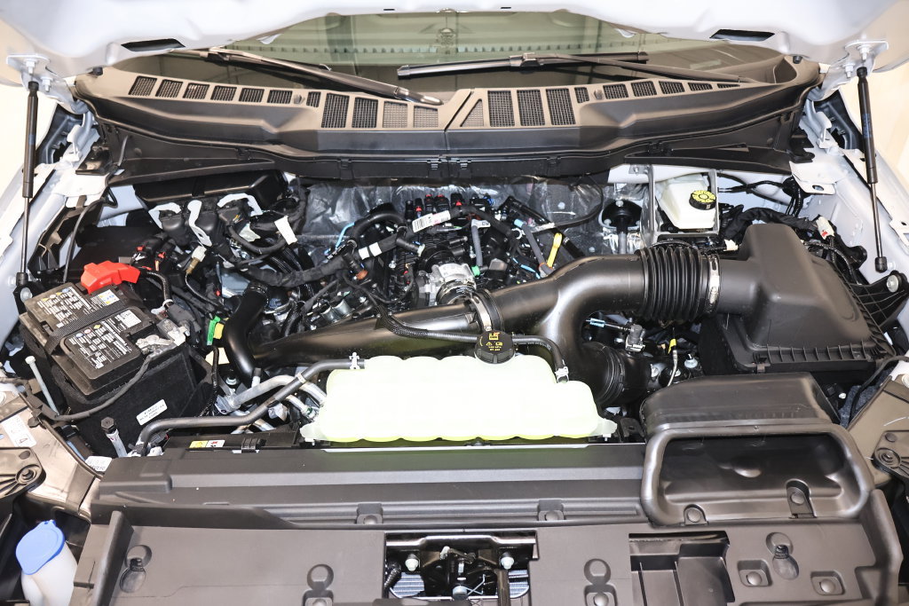 New 2026 Ford F150 STX w/ Equipment Group 200A AWD/4WD image 31