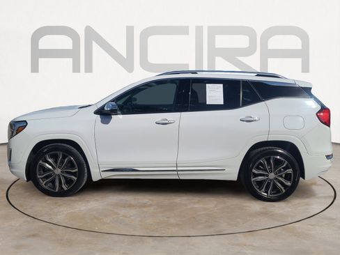 Used 2019 GMC Terrain Denali w/ Advanced Safety Package image 7