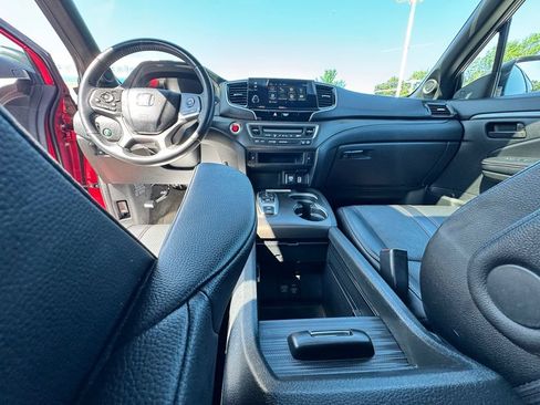 Used 2023 Honda Passport TrailSport image 27