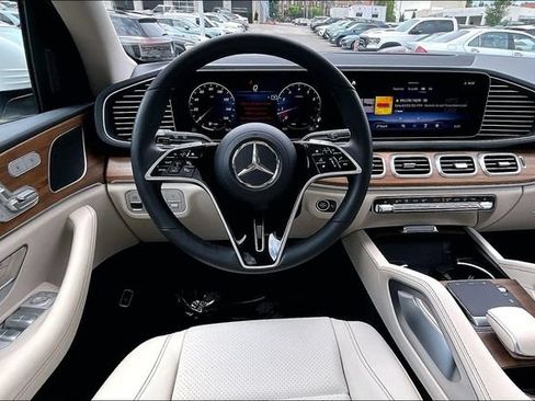 Used 2026 Mercedes-Benz GLE 350 4MATIC image 4