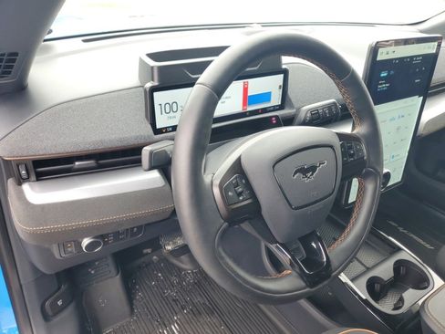 Used 2021 Ford Mustang Mach-E GT image 12