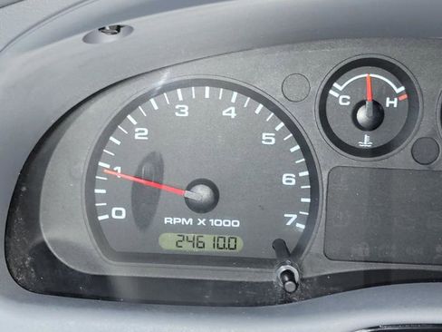 Used 2009 Ford Ranger XLT image 3