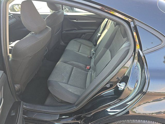Used 2025 Toyota Camry LE FWD image 11