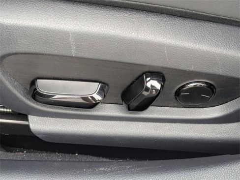 Certified 2023 Lexus ES 300h w/ Premium Package image 19