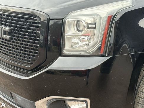 Used 2016 GMC Yukon XL Denali w/ Open Road Package image 8