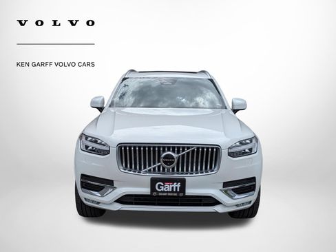 Used 2023 Volvo XC90 B6 Ultimate AWD/4WD image 9