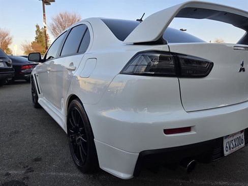 Used 2011 Mitsubishi Lancer Evolution GSR image 14