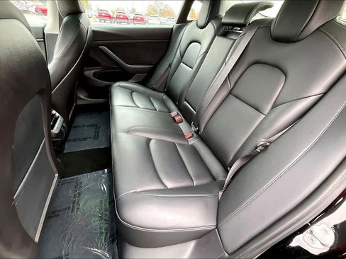 Used 2020 Tesla Model 3 Standard Range Plus image 19