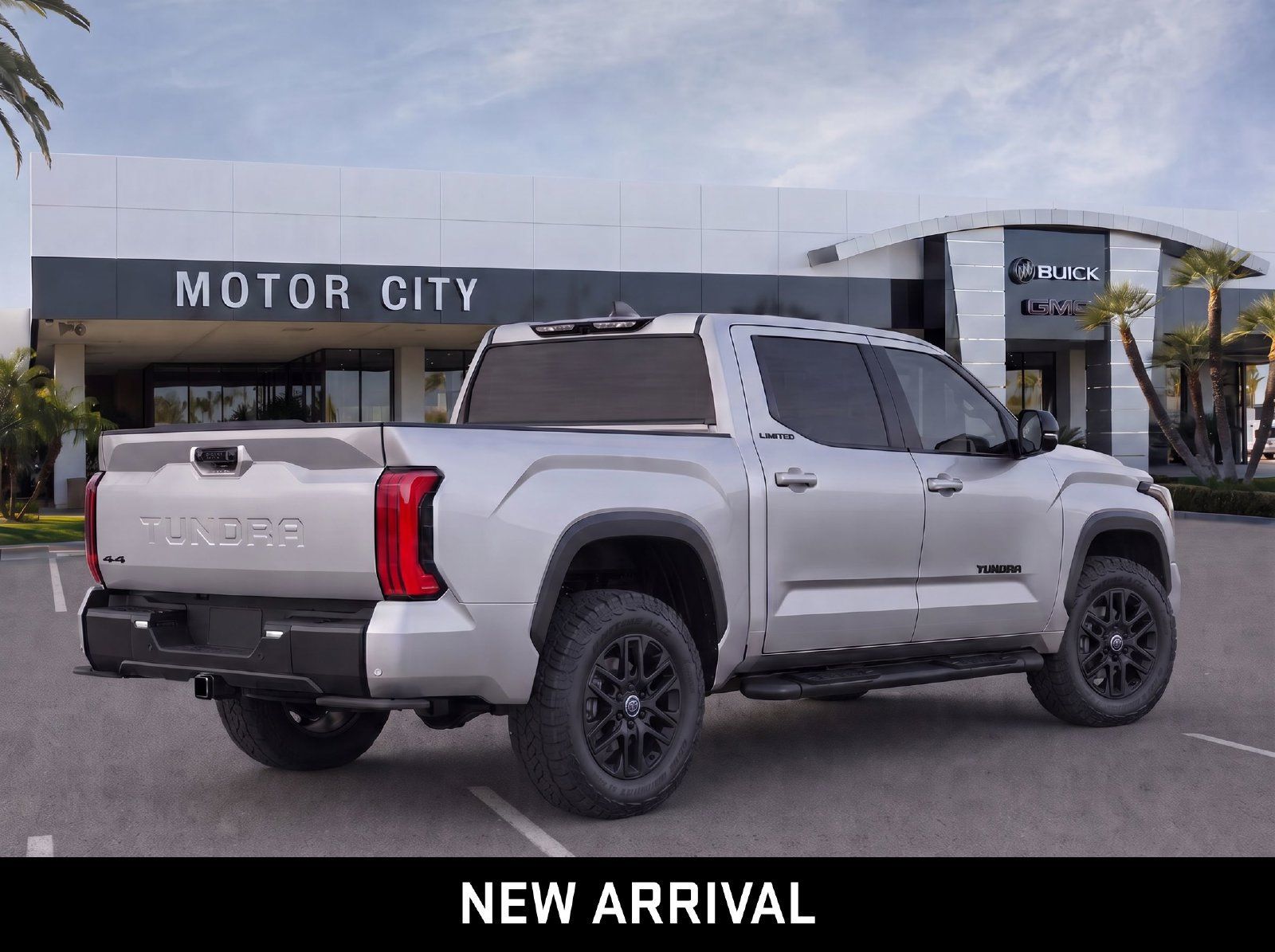 Used 2024 Toyota Tundra Limited AWD/4WD image 4