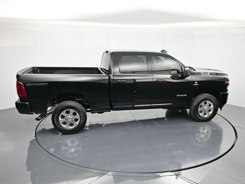 New 2026 RAM 2500 Big Horn AWD/4WD image 31