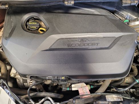 Used 2015 Ford Escape Titanium FWD image 30