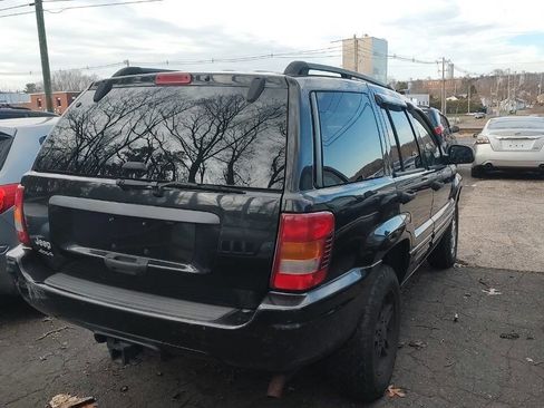 Used 2004 Jeep Grand Cherokee Laredo w/ Tan Your Hide Group image 5